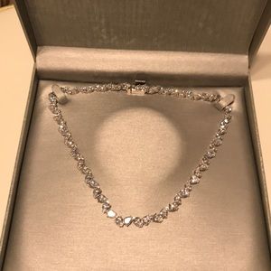 Pear shaped necklace